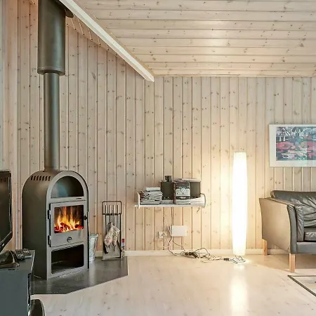 8 Person In Nex Hébergement de vacances Spidsegård